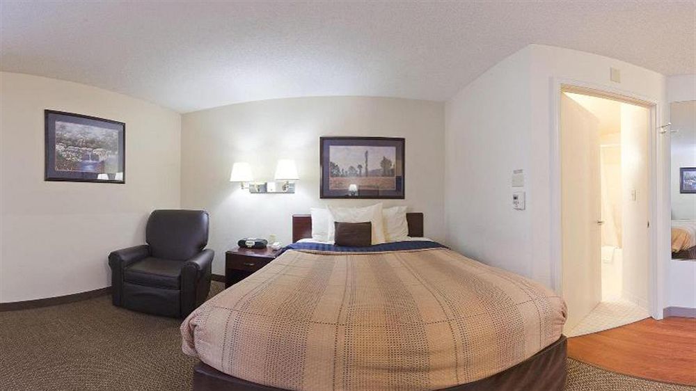Candlewood Suites Detroit - Southfield Extérieur photo